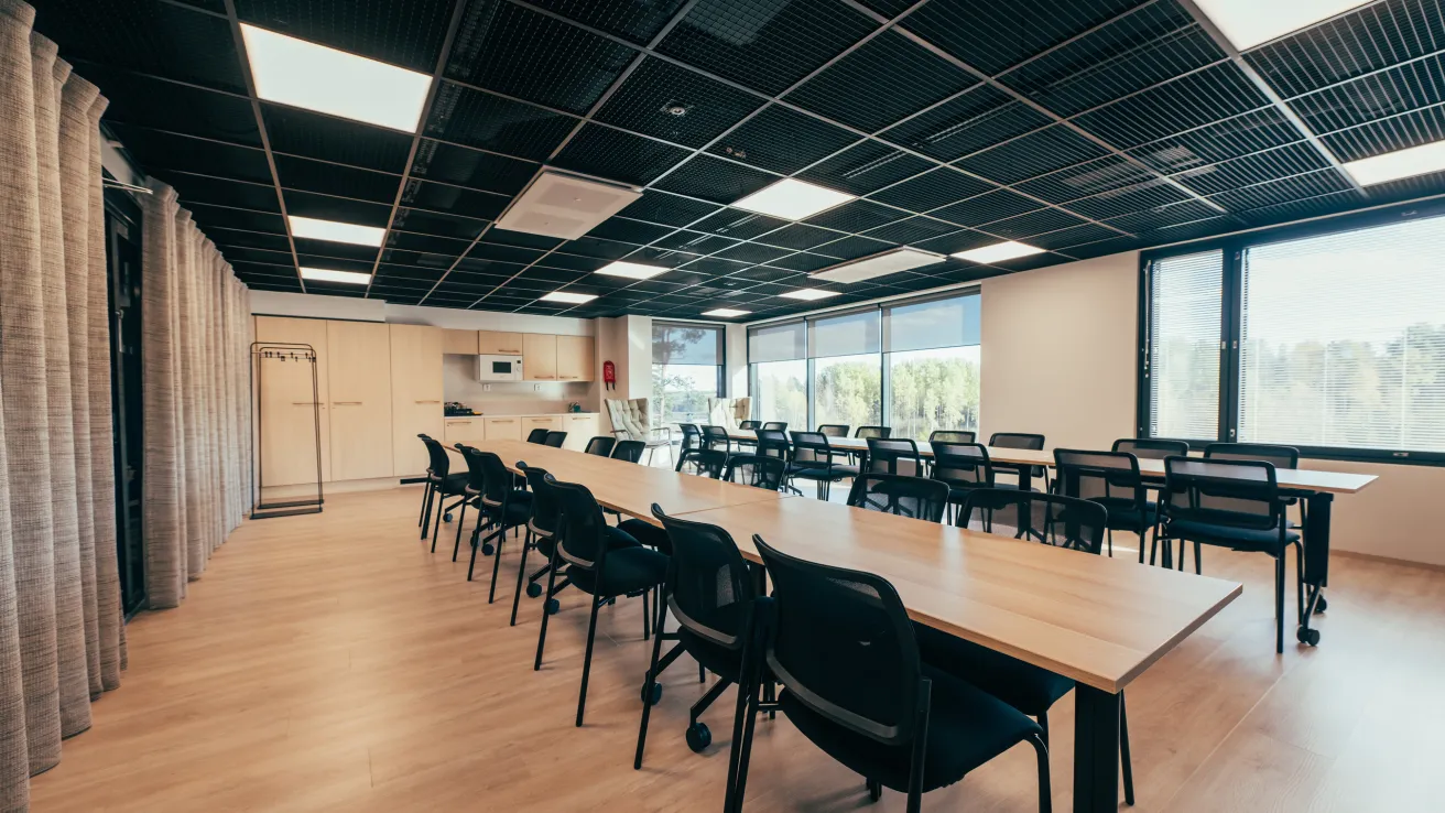 Hotelli Omenatarhan kokoustila Kaarna