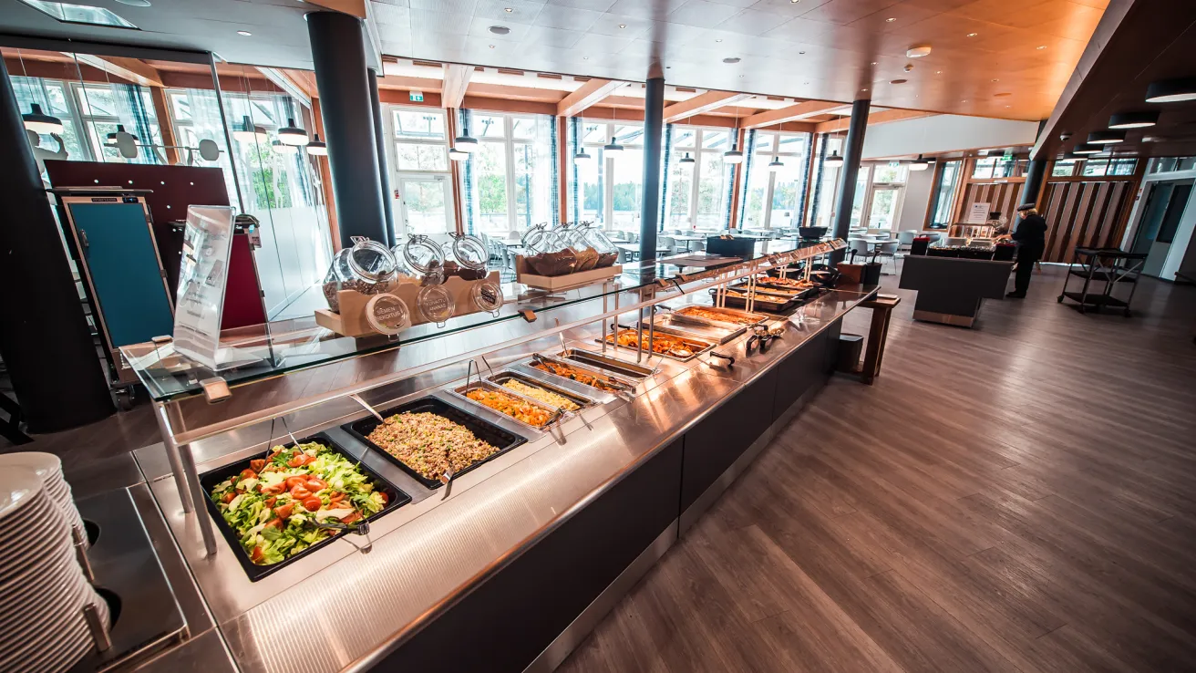 Pajulahden ravintolan lounaslinjasto, buffet-ruokailu