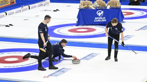 Curlingin EM-kisat Kisakallion jäähallissa