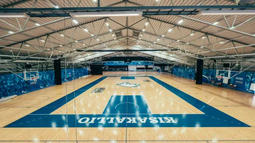Kisakallion Susi Training Center -halli.