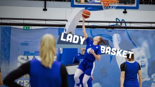 Lady Basket -korisleiri Kisakalliossa