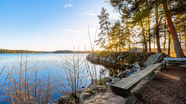Pajulahden järvi Iso-Kukkanen kutsuu uimaan