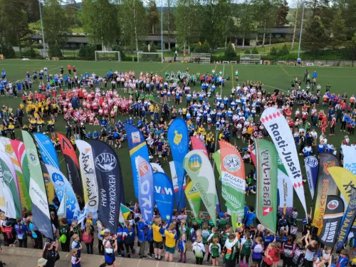 Leimaus-leiri kokosi lähes 1400 suunnistajaa Kisakallioon